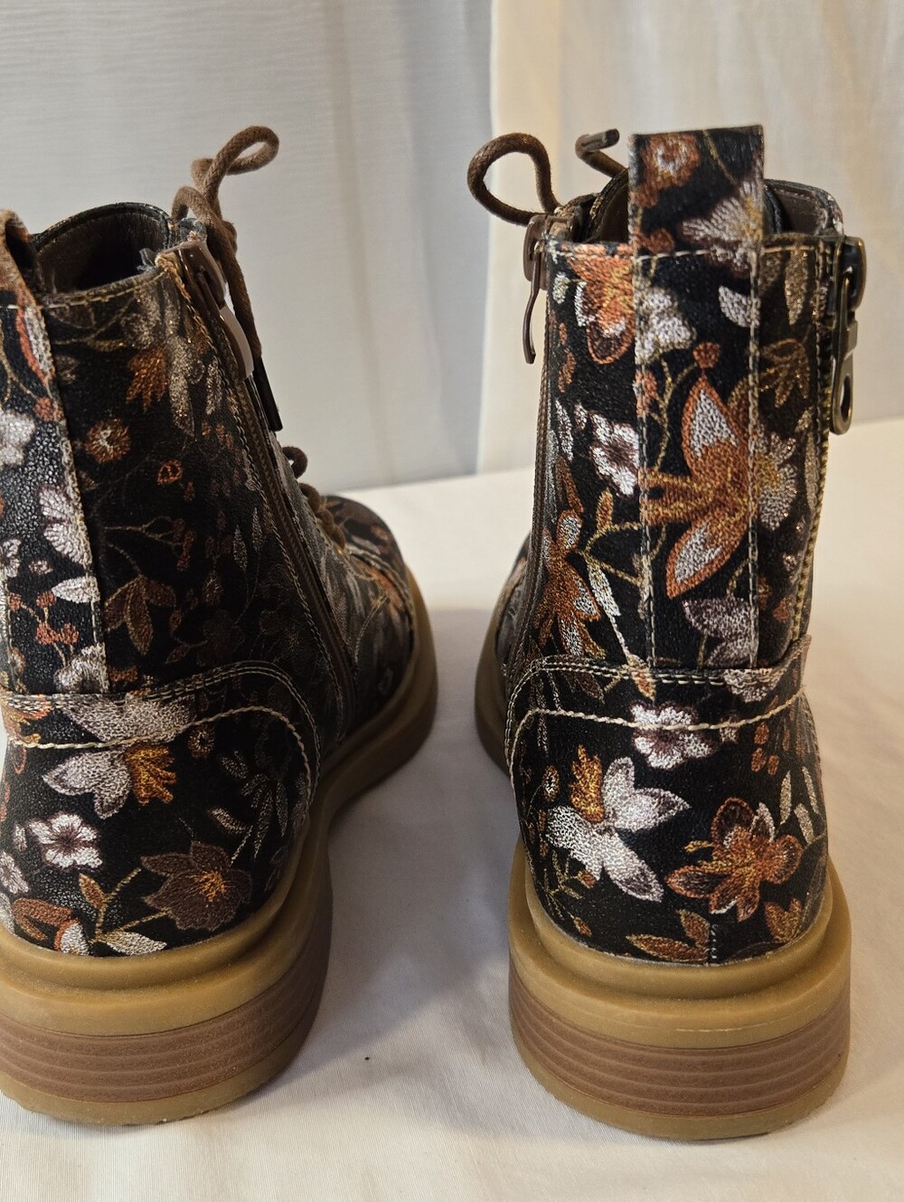 JJ Floral Lace Up Combat Boots Size 38 - 7.5 - Picture 6 of 9